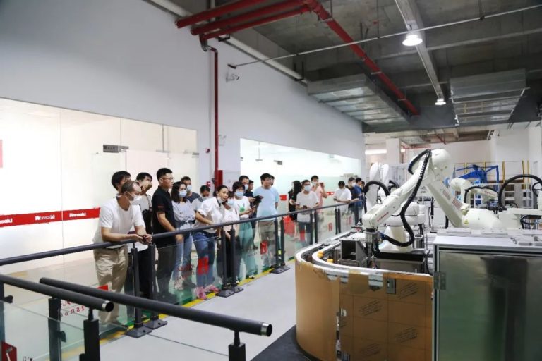 兩個月掌握工業機器人操作，設計城助力北滘培育智造人才！